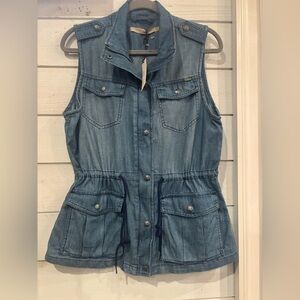 Max Jeans Utility DenimVest NWT Drawstring  Waist Pockets soft denim 
Medium